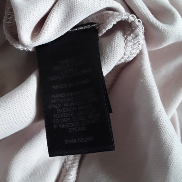 🌻Beautiful high neck express dress size s - Picture 3 of 3